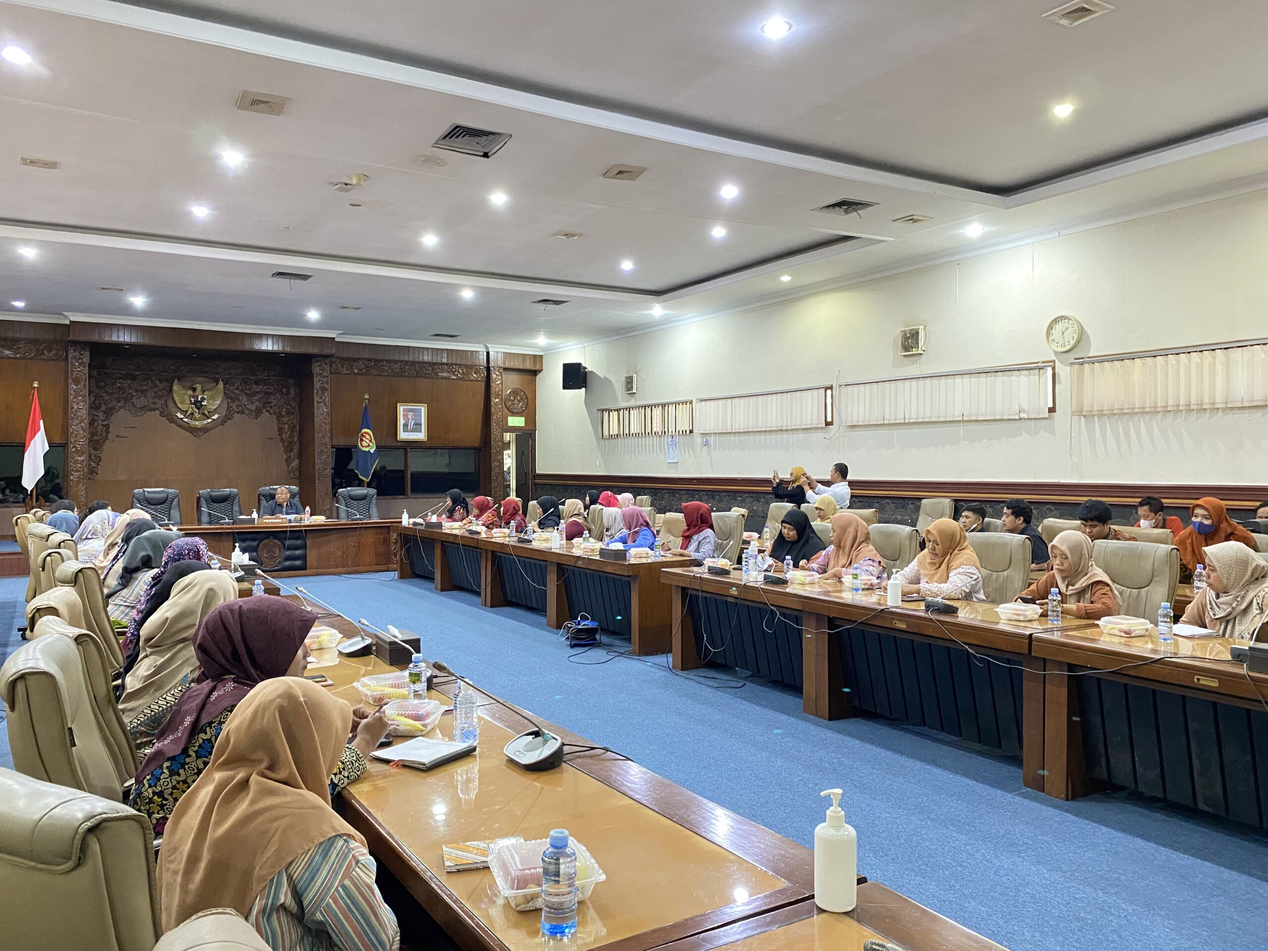 Yasanti Perjuangkan Hak Perempuan Pekerja Informal dalam Revisi Undang-Undang Ketenagakerjaan